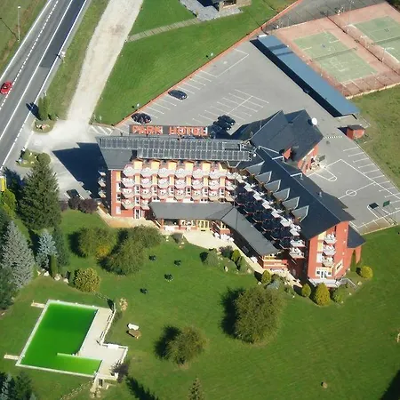 Park Hotel 3*